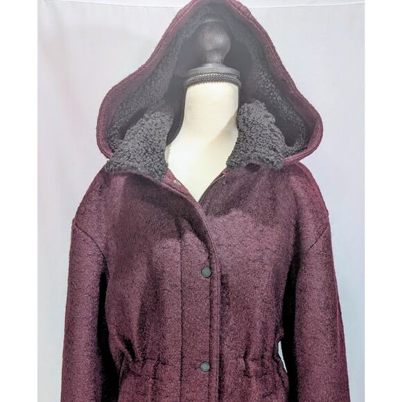 Kenneth Cole Boucle Wool Blend Hooded 3/4 Coat Burgundy Cinch Waist Size L - Picture 2 of 10
